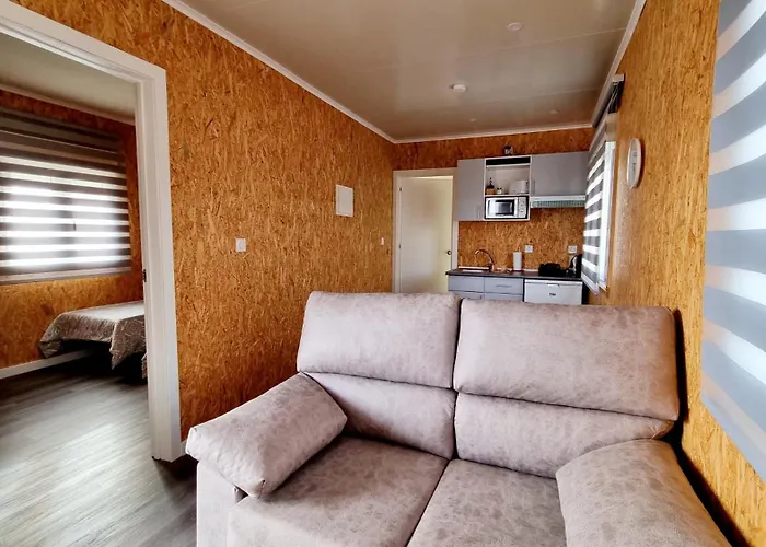 Πάρκο διακοπών Family Surf - *